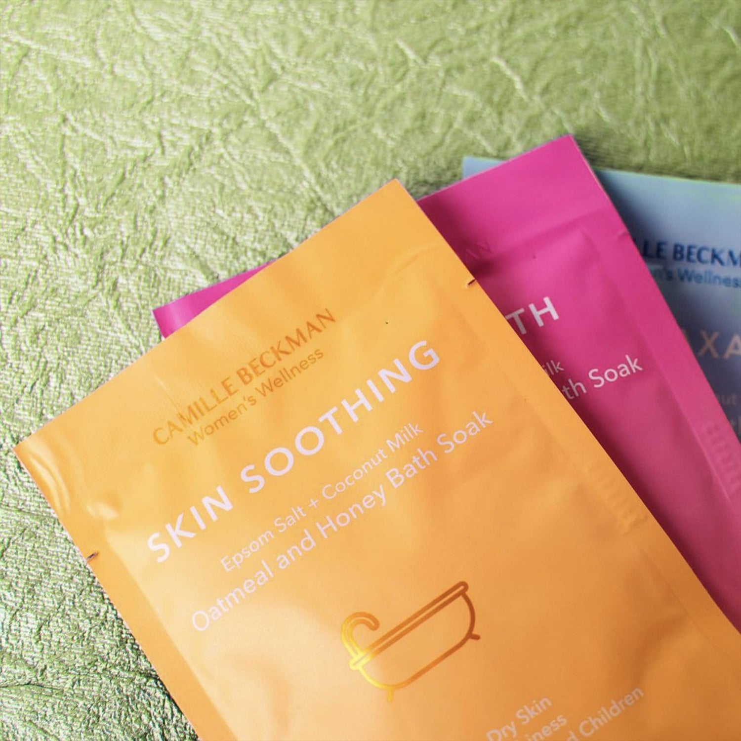 Bath Soak - Skin Soothing - Oatmeal and Honey Bath Soak 36oz - Camille Beckman